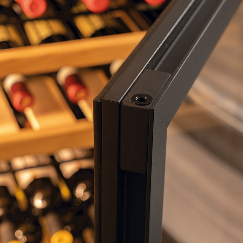 IP Industrie - Parma NCK151CF Luxury Wine Cabinet Door Corner Detail